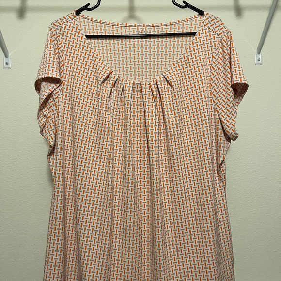 Soft Business Blouse - Picture 1 of 3